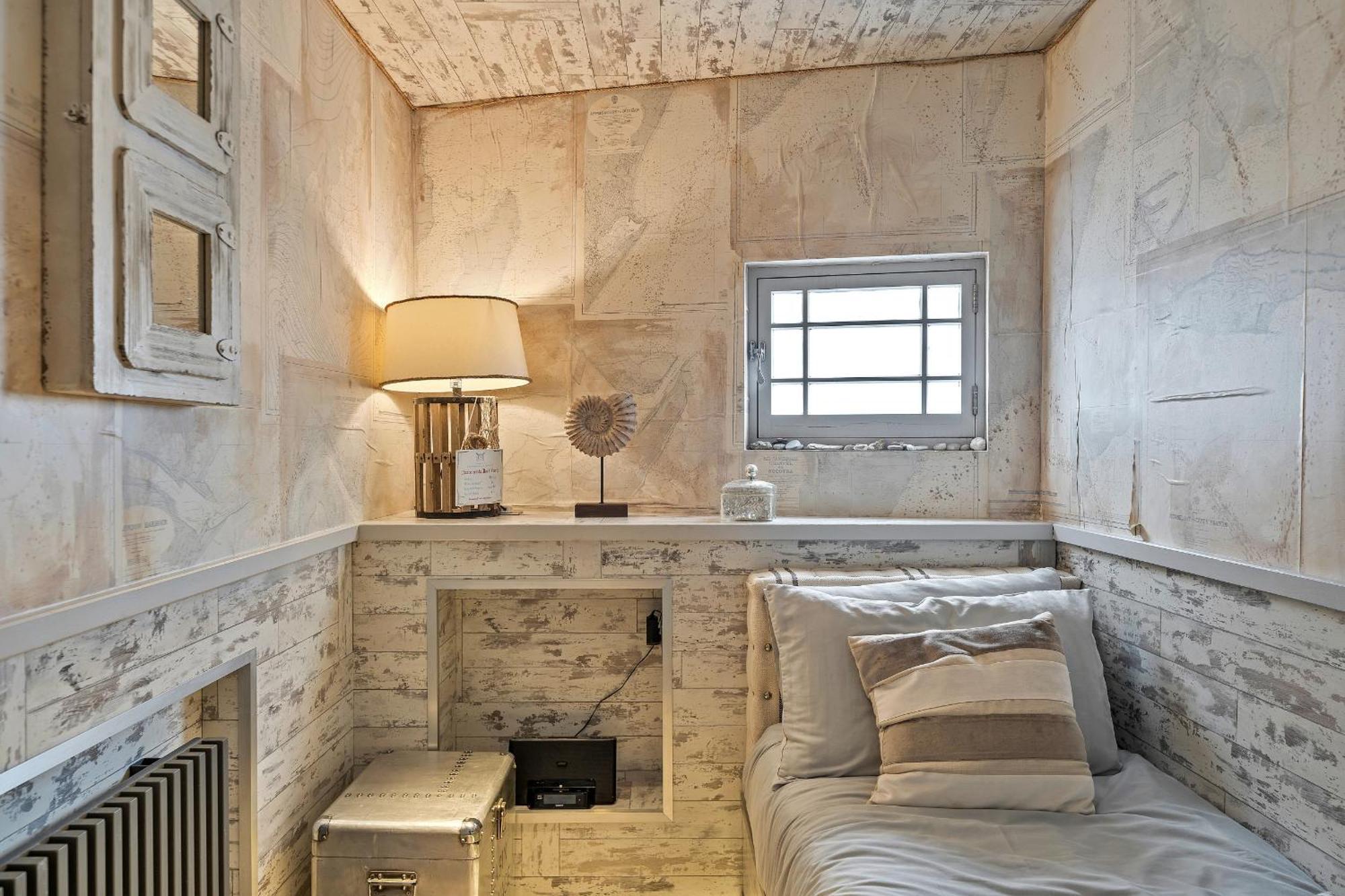 Holiday home Finest Retreats - The Old Library Dartmouth
