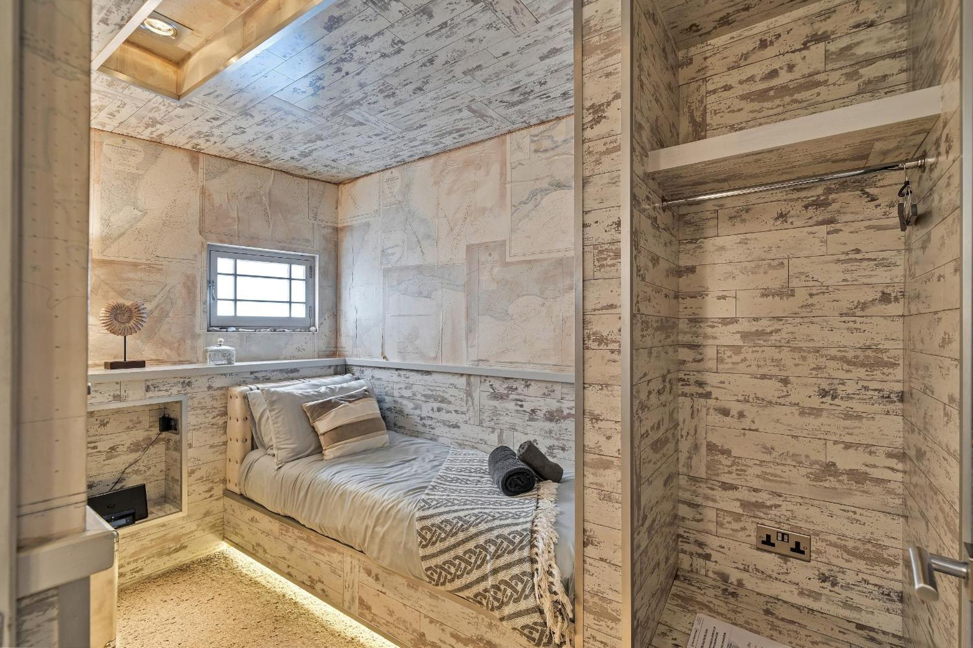 Holiday home Finest Retreats - The Old Library *